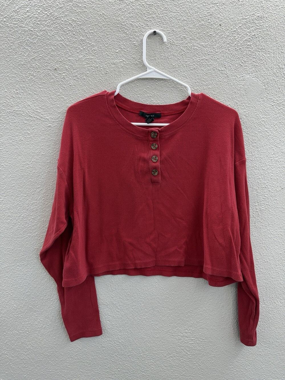 Forever 21 Womens Shirt Size Small Red Ribbed Long Sleeve Cropped Henley